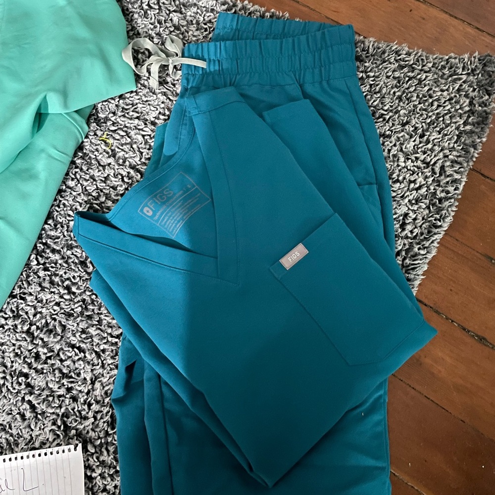 FIGS SET PACIFIC BLUE SMALL